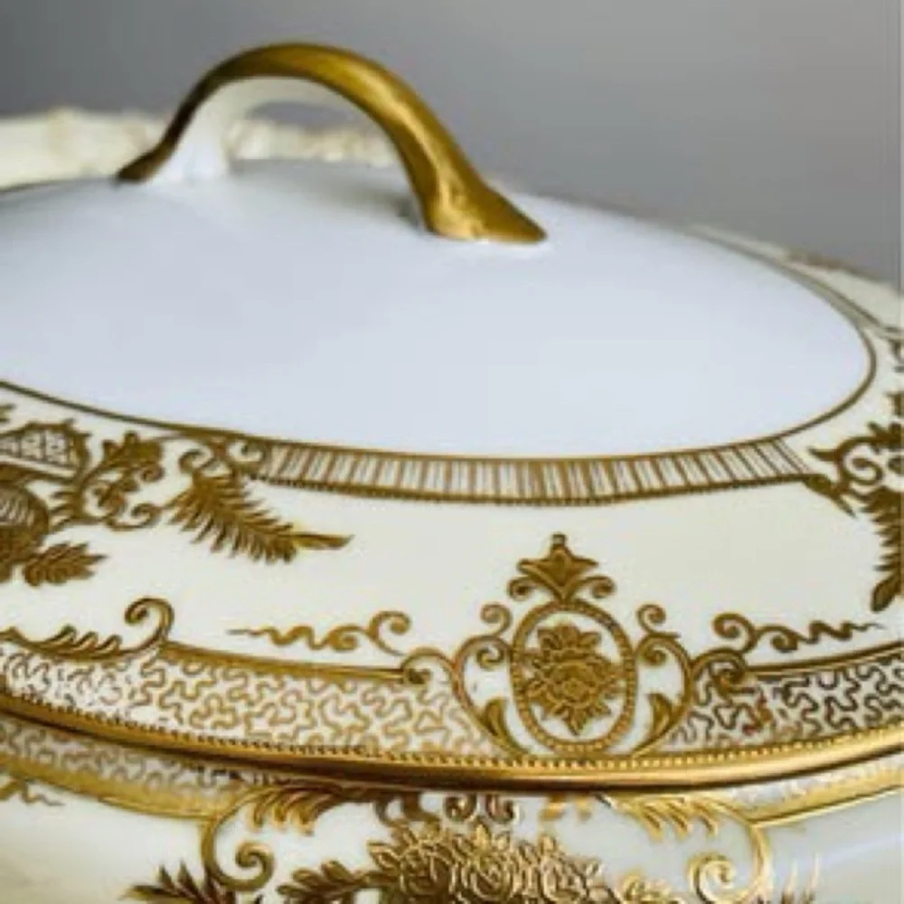 Noritake VINTAGE  Gold FLEURGOLD SERVING BOWL WITH LID NO. 37531
